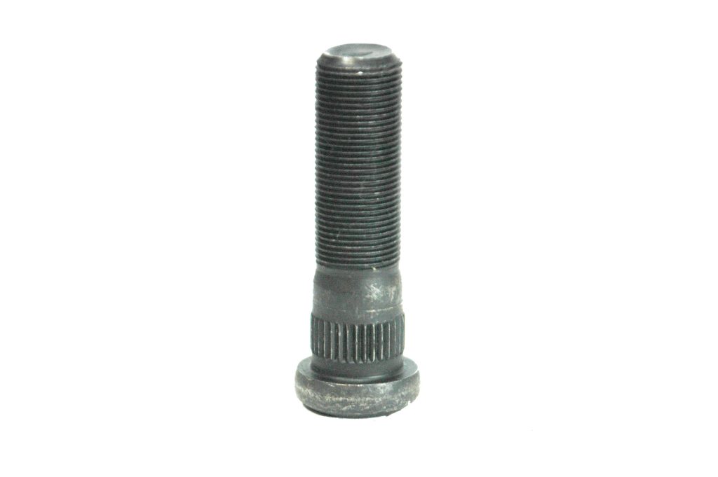 RH METRIC STUD-3520